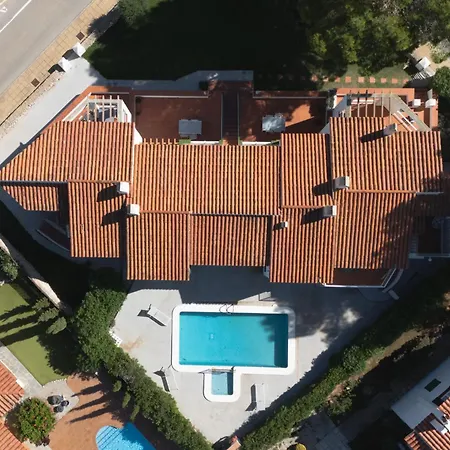 Annabel's I Apartment